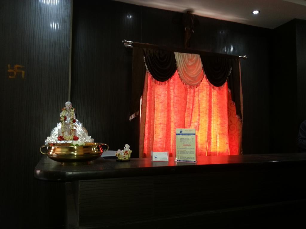 Sri Sai Comforts Hotel Bangalore Buitenkant foto
